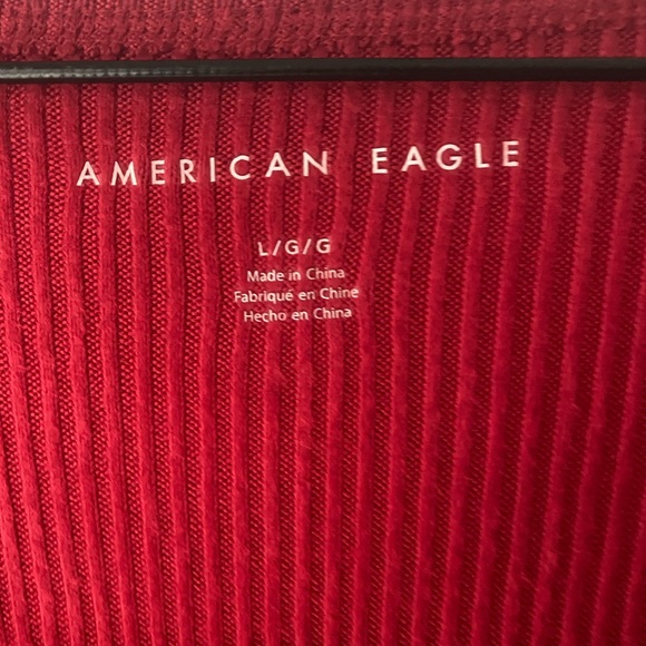 Women’s American Eagle NWT red oversized top - Picture 3 of 4